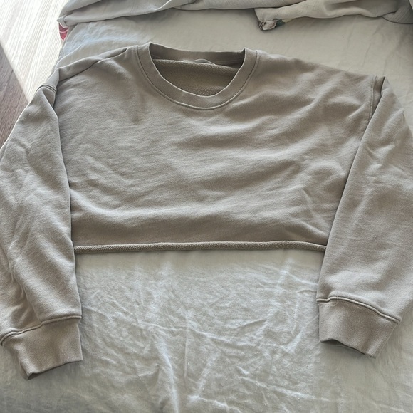 Oak + Fort Cropped Sweatshirt - Picture 2 of 4